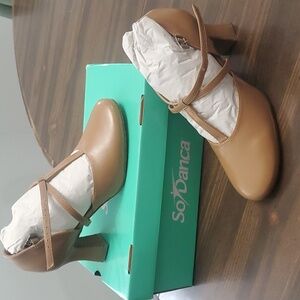 NWT So Danca "Roxy" 3" Character Heels - Caramel
